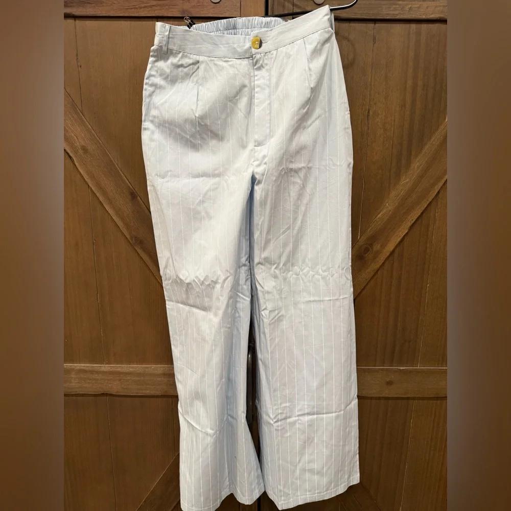 PrettyLittleThing‎ Women’s Pinstripe Dress Pant